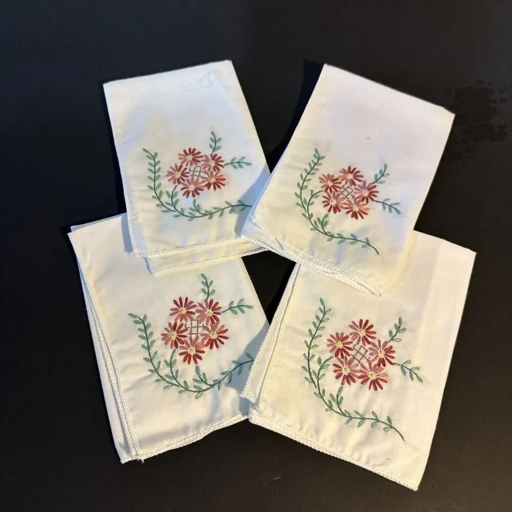 Set of 4 Vintage Pink Floral Embroidered Cotton Dinner Napkins 14